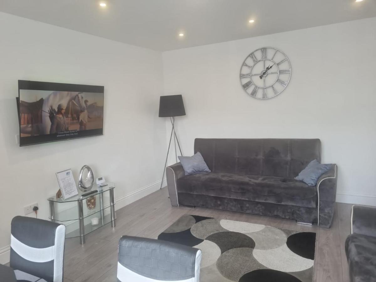 Attractive 2 Bed Apartments Free Wi-Fi And Parking London Borough of London Borough of Croydon Exterior foto