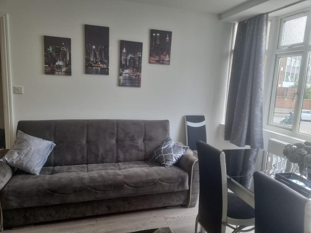Attractive 2 Bed Apartments Free Wi-Fi And Parking London Borough of London Borough of Croydon Exterior foto